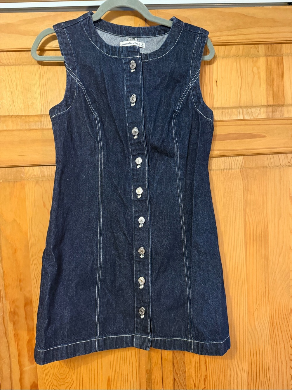 Abercrombie & Fitch Indigo Sleeveless Denim Button-Down Midi Dress